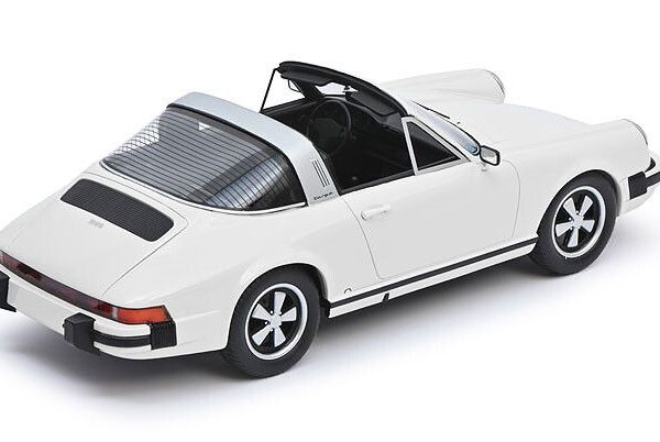 Porsche 911 Targa 1971 Wit 1-18 Schuco Pro.R18