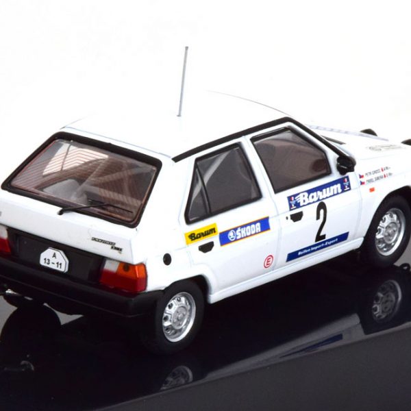 Skoda Favorit 136L No.2, Rally Valasska Zima 1989 Sibera/Gross 1-43 Ixo Models