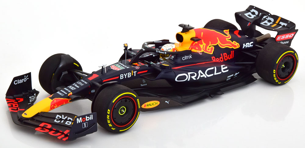 Oracle Red Bull Racing RB18 Winner Saudi Arabian GP 2022 World Champion Max Verstappen 1-18 Minichamps