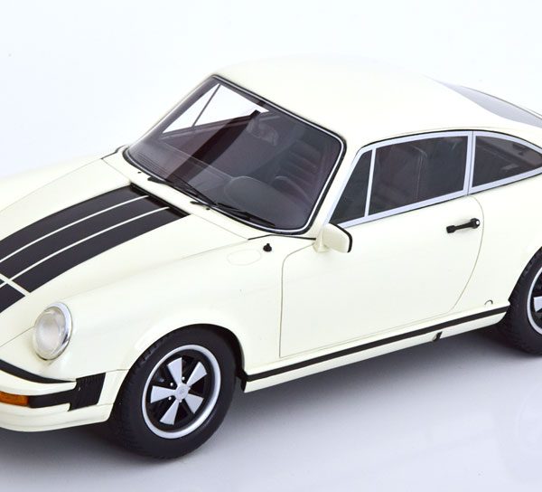 Porsche 911 Coupe Wit / Zwart 1-18 Schuco Pro.R18 (Resin)