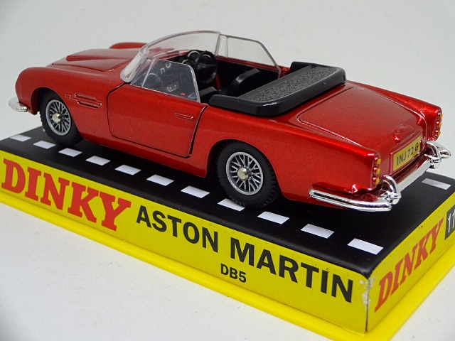 Aston Martin DB5 (110) Cabriolet 1960 Rood Metallic 1-43 Dinky Toys (Atlas)