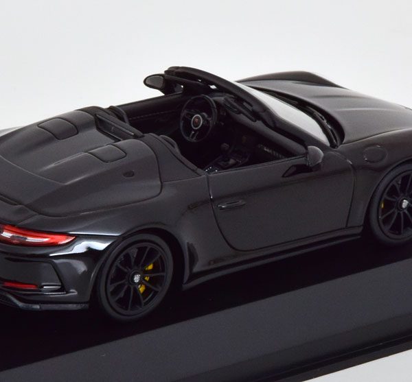 Porsche 911 Speedster 2019 Zwart 1-43 Minichamps Limited 384 Pieces