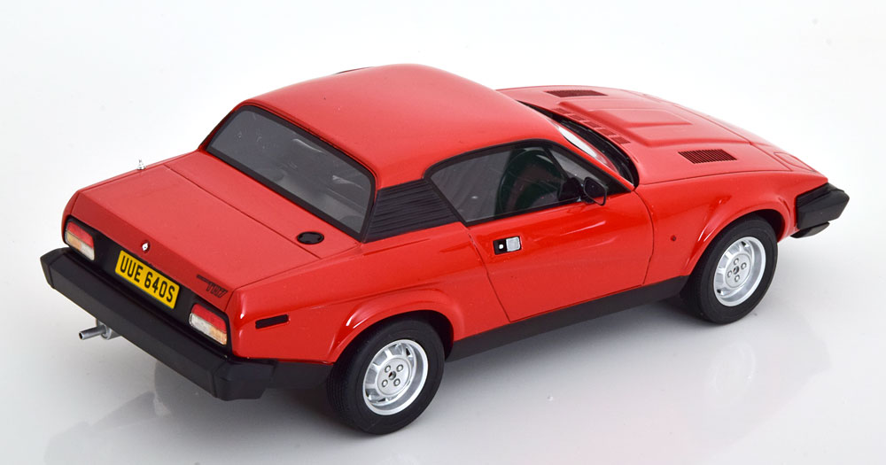 Triumph TR7 (DHC) Coupe 1979-1982 Rood 1-18 Cult Scale Models (Resin)