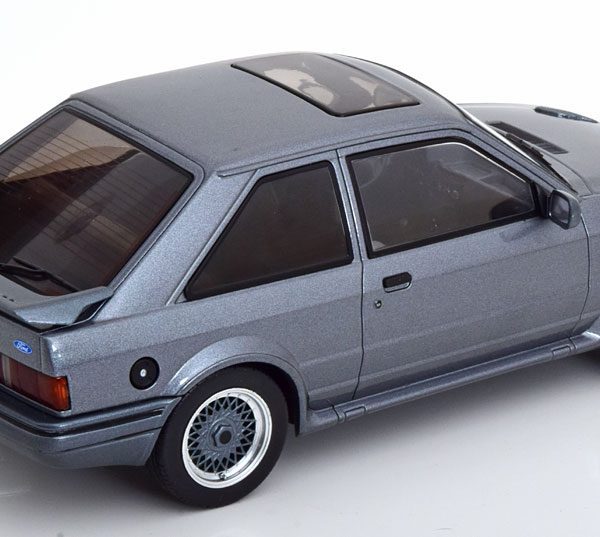 Ford Escort MKIV RS Turbo 1990 Grijs Metallic 1-18 MCG Models