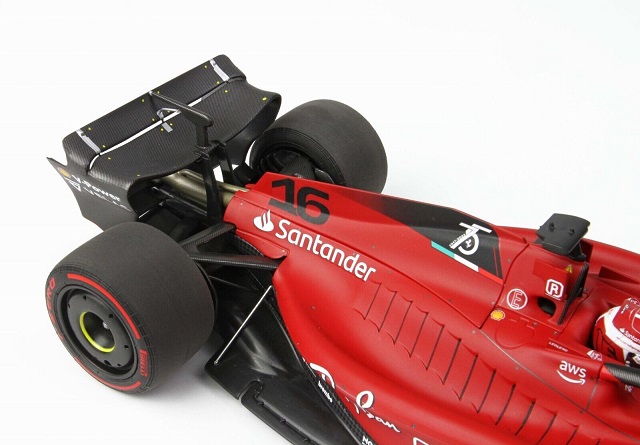Ferrari F1-75 #16 Winner Bahrain GP 2022 Charles Leclerc 1-18 BBR-Models
