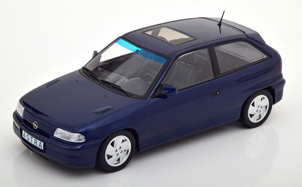 Opel Astra F GSi 1992 Donkerblauw Metallic 1-18 Norev Limited 1000 Pieces