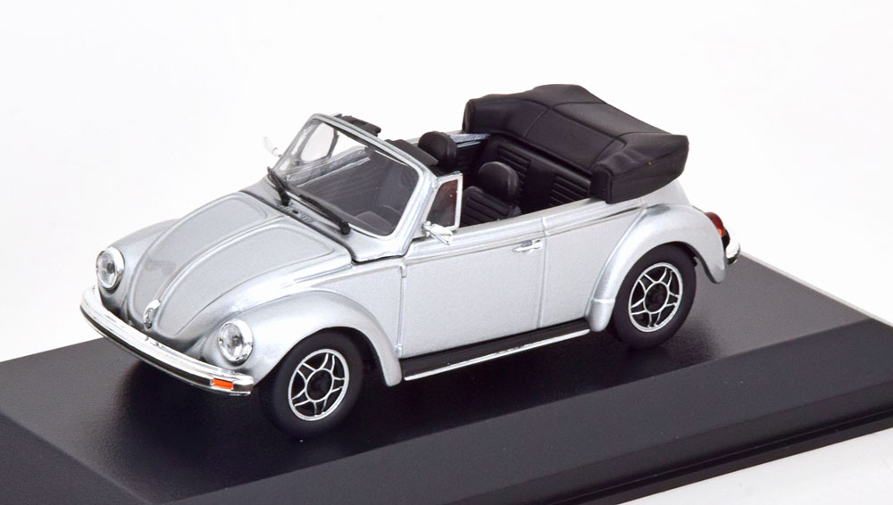 Volkswagen Kever 1303 Cabriolet 1979 Zilver 1-43 Maxichamps