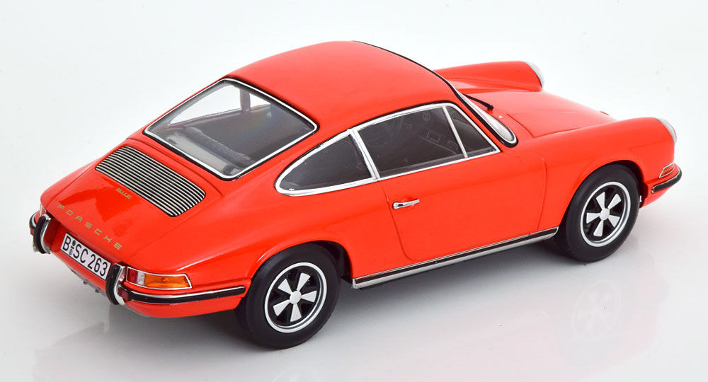 Porsche 911 E 1969 Orange 1-18 Norev