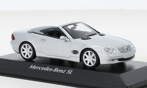 Mercedes-Benz SL-Class (R230) 2001 Zilver 1-43 Maxichamps