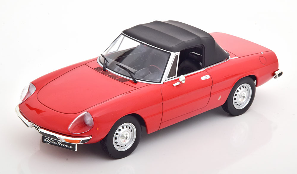 Alfa Romeo 2000 Spider met afneembare Softtop 1978 Rood 1-18 Norev Limited 1250 pcs.