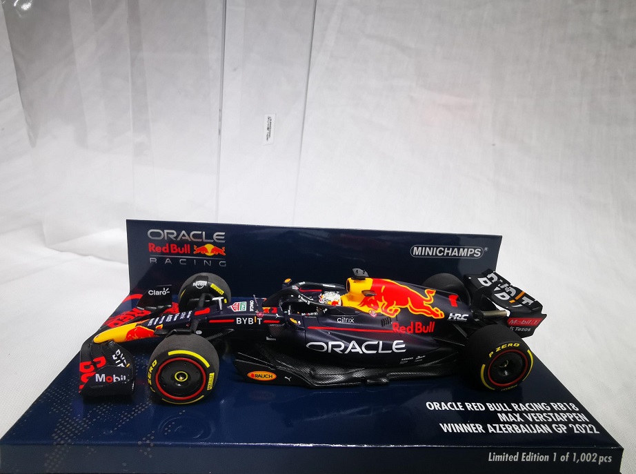 Oracle Red Bull Racing RB18 Winner Azerbaijan GP 2022 World Champion Max Verstappen 1-43 Minichamps Limited 1002 Pieces