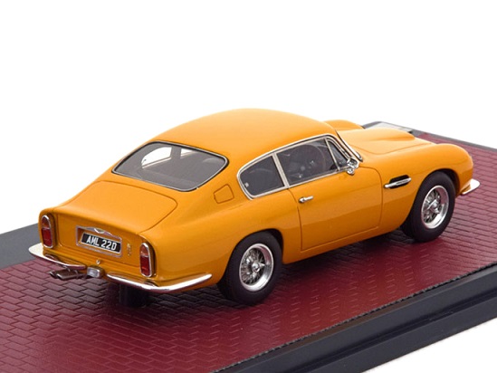 Aston Martin DB6 Vantage 1965 Oranjegeel 1/43 Matrix Scale Models (Resin)