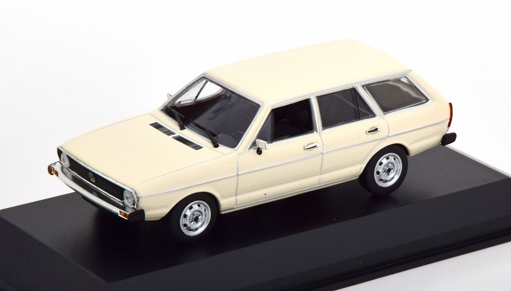 Volkswagen Passat Variant 1975 Beige 1-43 Maxichamps