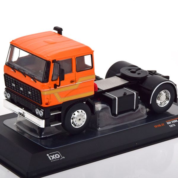 Daf 2800 1975 Oranje 1-43 Ixo Models