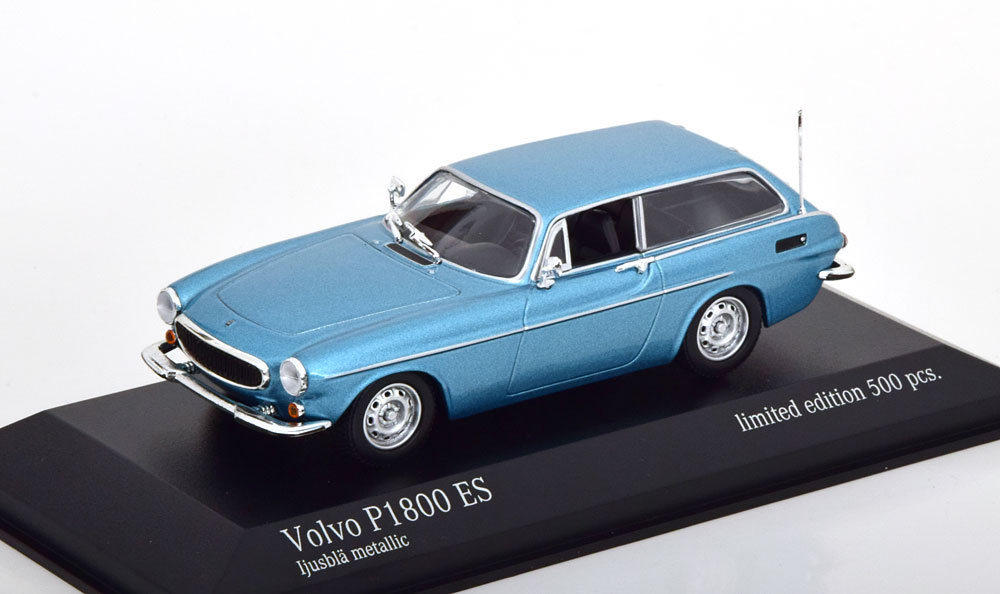 Volvo P1800 ES 1971 Blauw Metallic 1-43 Minichamps Limited 500 Pieces