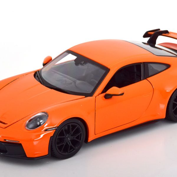 Porsche 911 (992) GT3 2022 Oranje 1-24 Burago