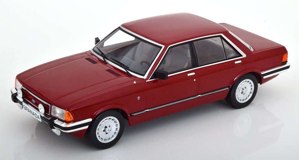 Ford Granada MKII 2.8 Ghia Limousine 1982 Rood Metallic 1-18 MCG Models