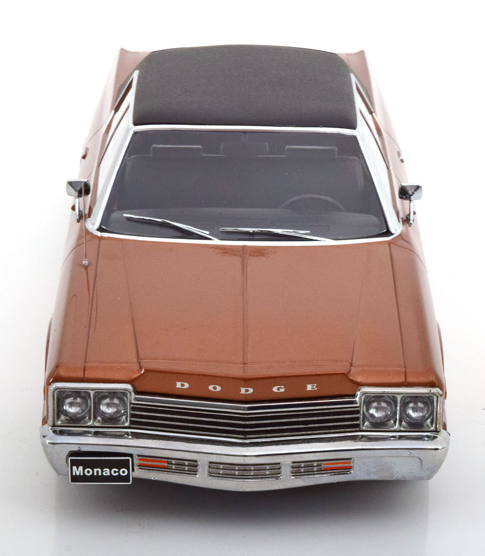 Dodge Monaco 1974 Bruin Metallic / Zwart 1-18 KK-Scale (Metaal)