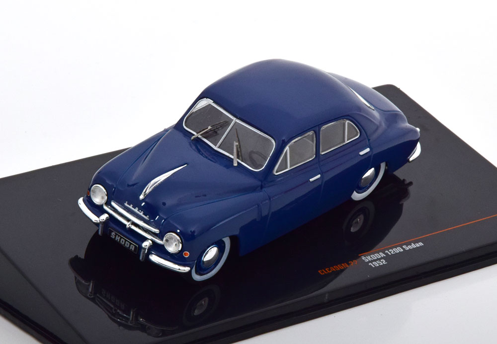 Skoda 1200 Sedan 1952 Blauw 1-43 Ixo Models