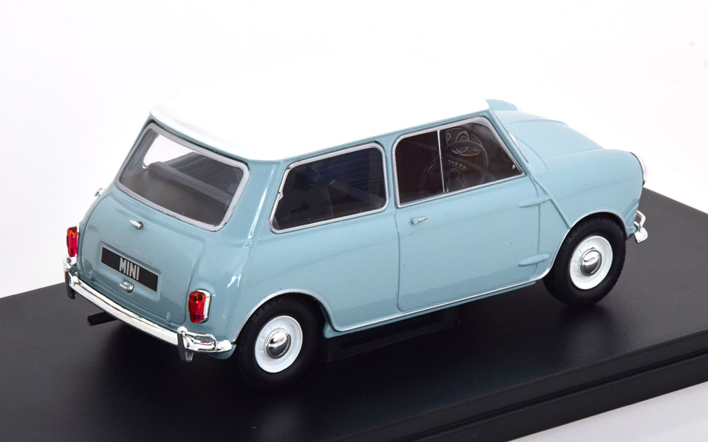 Austin Mini Cooper S 1965 Lichtblauw / Wit 1-24 Whitebox