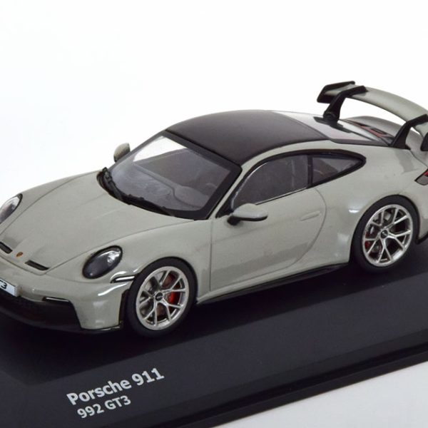 Porsche 911 (992) GT3 2022 Grijs 1-43 Solido