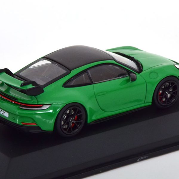 Porsche 911 (992) GT3 2022 Groen 1-43 Solido