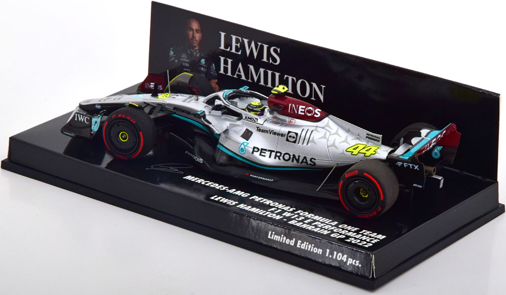 Mercedes-AMG Petronas F1 Team F1 W13 Performance Bahrain GP 2022 Lewis Hamilton 1-43 Minichamps Limited 1104 Pieces