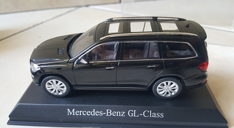 Mercedes-Benz GL500 2012 Zwart Metallic 1:43 Norev