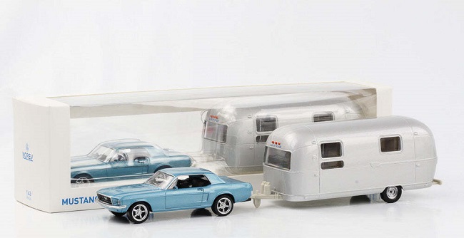 FORD MUSTANG 1968 + caravane AIRSTREAM 1/43 - Collection