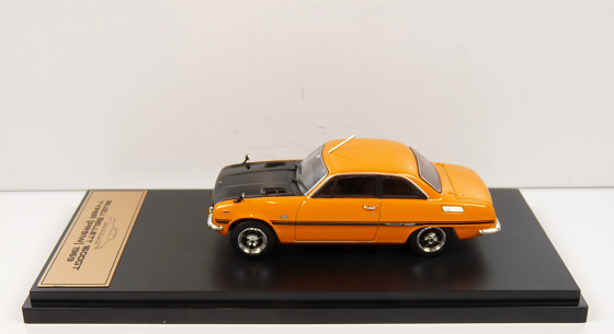 Isuzu Bellett 1600GT Type R (PR91W) 1969 Oranje / Zwart 1-43 Altaya Premium Japans Collection