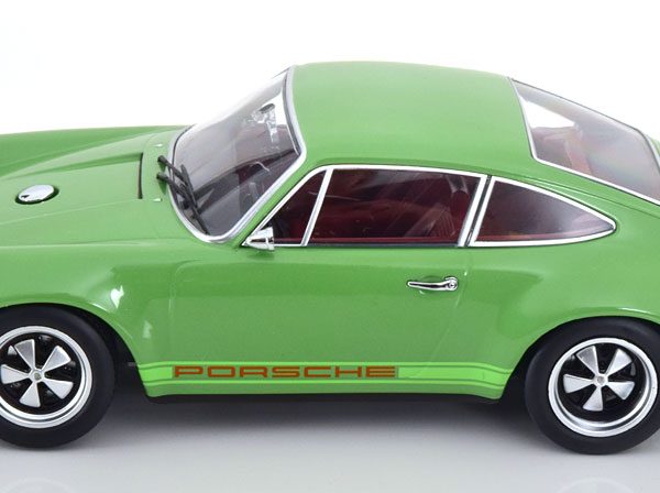 Porsche 911 Coupe "Singer" Groen 1-18 KK-Scale