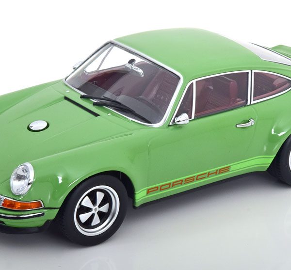 Porsche 911 Coupe "Singer" Groen 1-18 KK-Scale