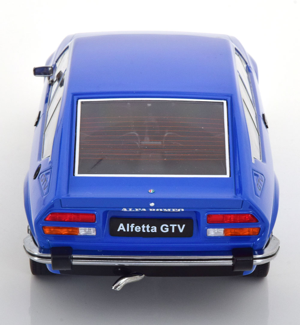 Alfa Romeo Alfetta 2000 GTV 1976 Blauw 1-18 KK-Scale