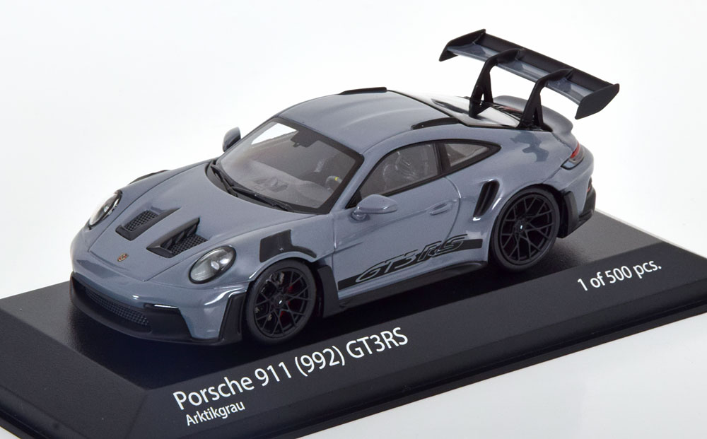 Porsche 911 (992) GT3RS 2023 Grijs / Zwart 1-43 Minichamps Limited