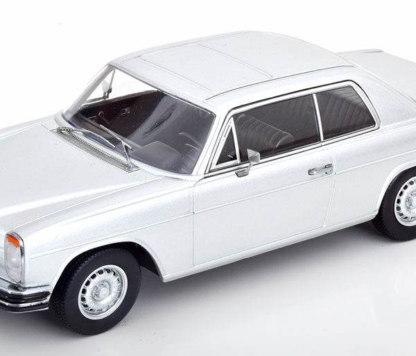 Mercedes-Benz 280C/8 (W114) Coupe 1969 Zilver 1-18 KK-Scale (Metaal)