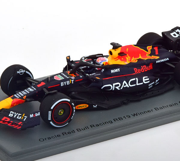 Oracle Red Bull Racing RB19 Winner GP Bahrain 2023 World Champion Max Verstappen 1-43 Spark