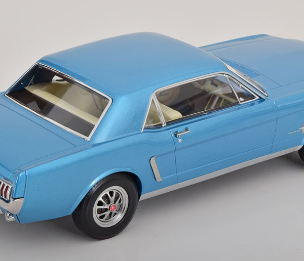 Ford Mustang Hardtop Coupe 1965 Blauw Metallic 1-18 Norev