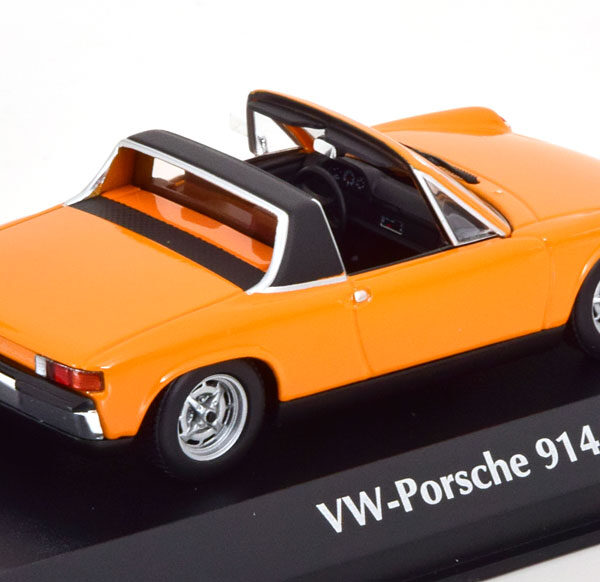 VW-Porsche 914/4 1972 Oranje 1-43 Maxichamps