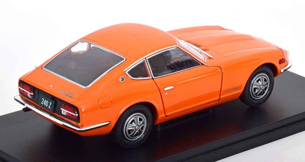 Datsun 240Z 1969 Oranje 1-24 Whitebox