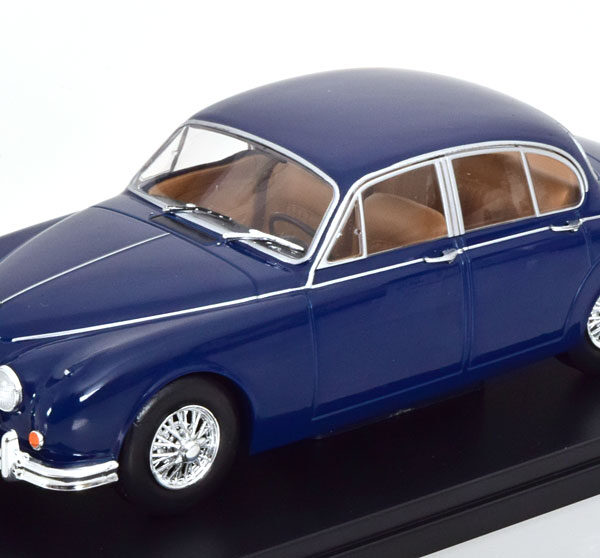 Jaguar MKII 1960 Donkerblauw 1-24 Whitebox