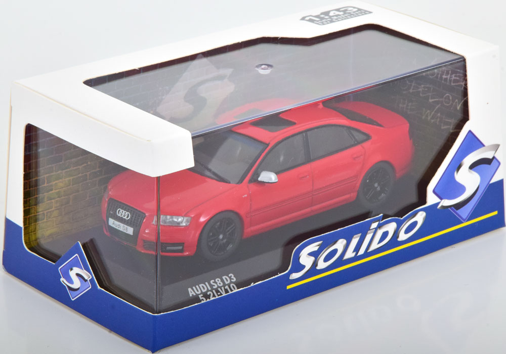 Audi S8 D3 5.2i V10 2002 Rood 1-43 Solido