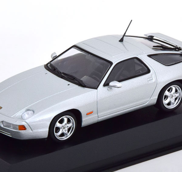 Porsche 928 GTS 1991 Zilver Metallic 1-43 Maxichamps