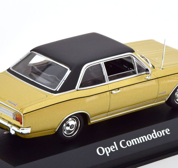 Opel Commodore A 1966 Goud Metallic 1-43 Maxichamps