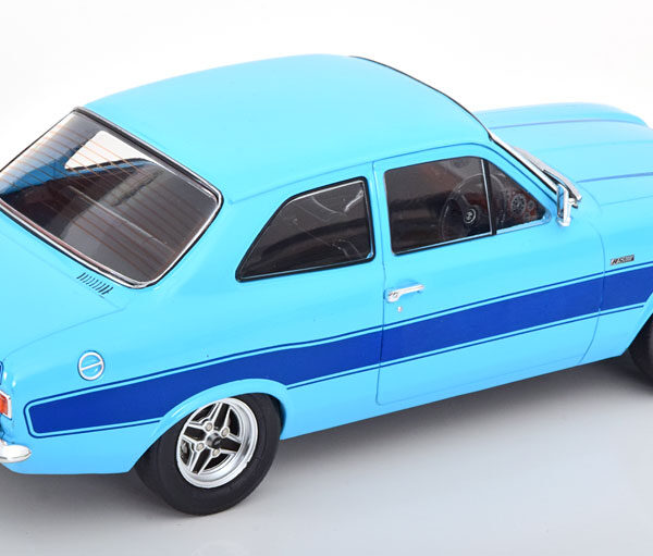 Ford Escort MKI RS2000 1973 Lichtblauw / Blauw 1-18 MCG Models