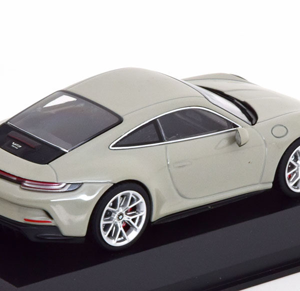 Porsche 911 GT3 Touring 2021 Grijs 1-43 Minichamps Limited 600 Pieces