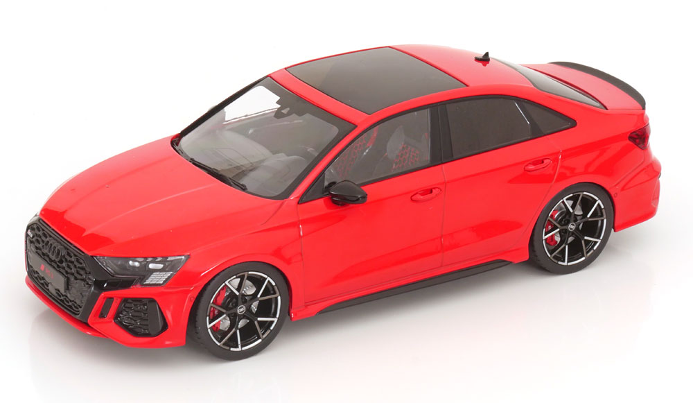 Audi RS3 Limousine 2022 Rood 1-18 Ixo Models