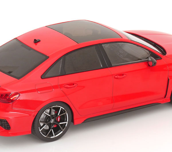 Audi RS3 Limousine 2022 Rood 1-18 Ixo Models