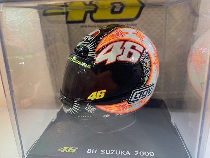 Helm Valentino Rossi Honda "8Hrs Suzuka 2000" 500 CC 1-5 Altaya/Spark