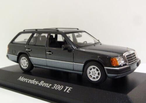 Mercedes-Benz 300 TE (S124) 1990 Zwart Metallic 1-43 Maxichamps
