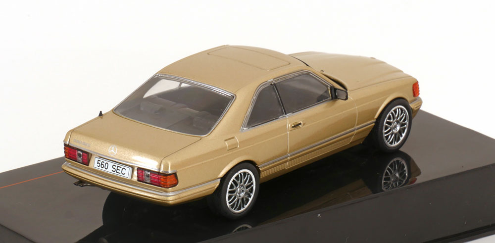 Mercedes-Benz 560 SEC (C126) Coupe 1981 Goud Metallic 1-43 Ixo Models